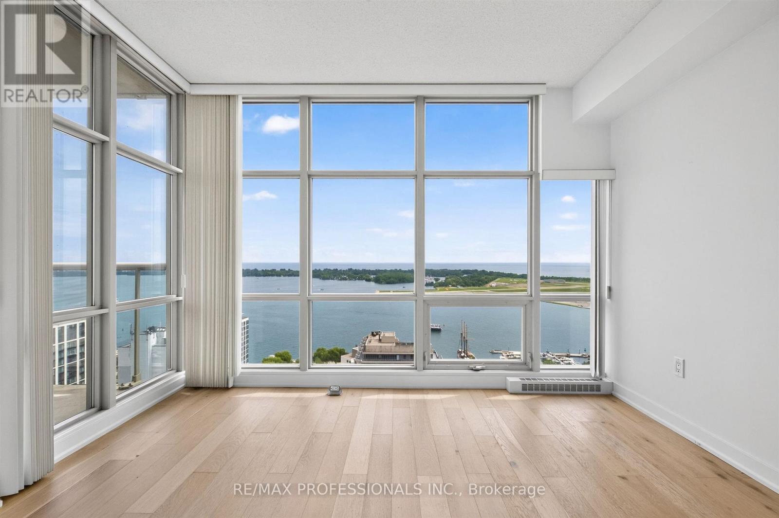 #3509 35 MARINER TERRACE - 15