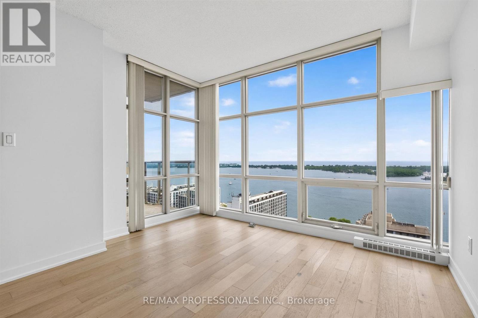 #3509 35 MARINER TERRACE - 17