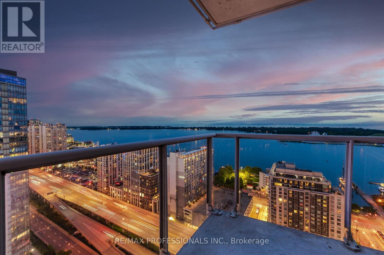#3509 35 MARINER TERRACE - 31