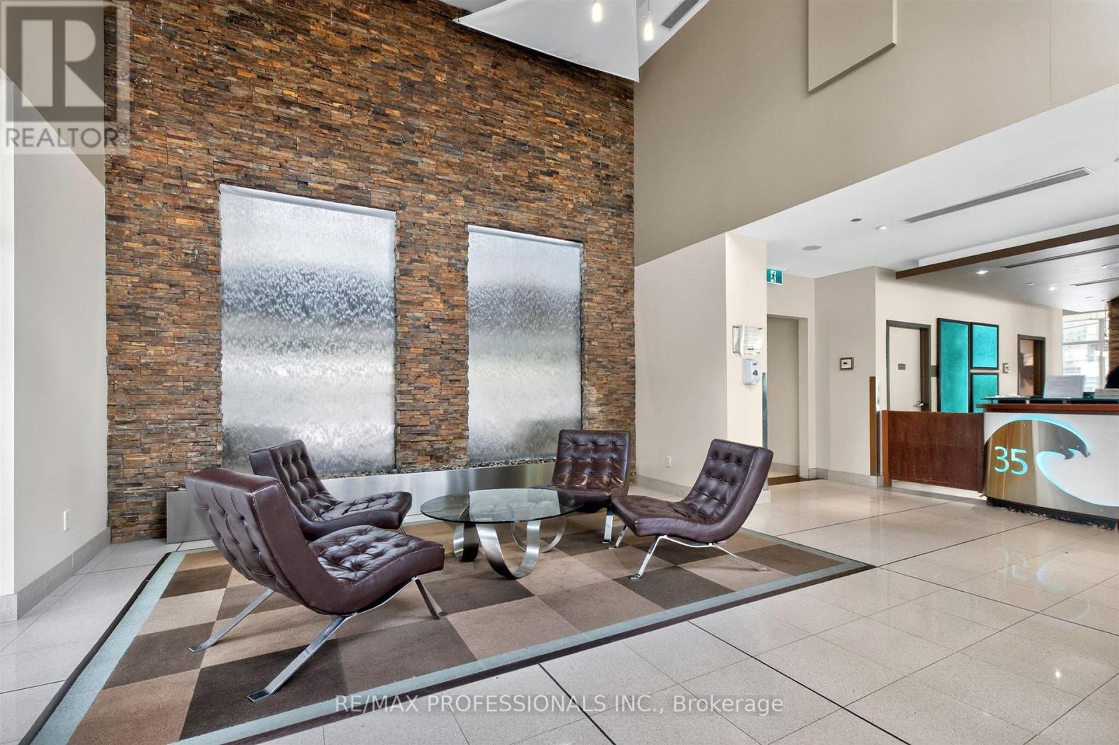 #3509 35 MARINER TERRACE - 4