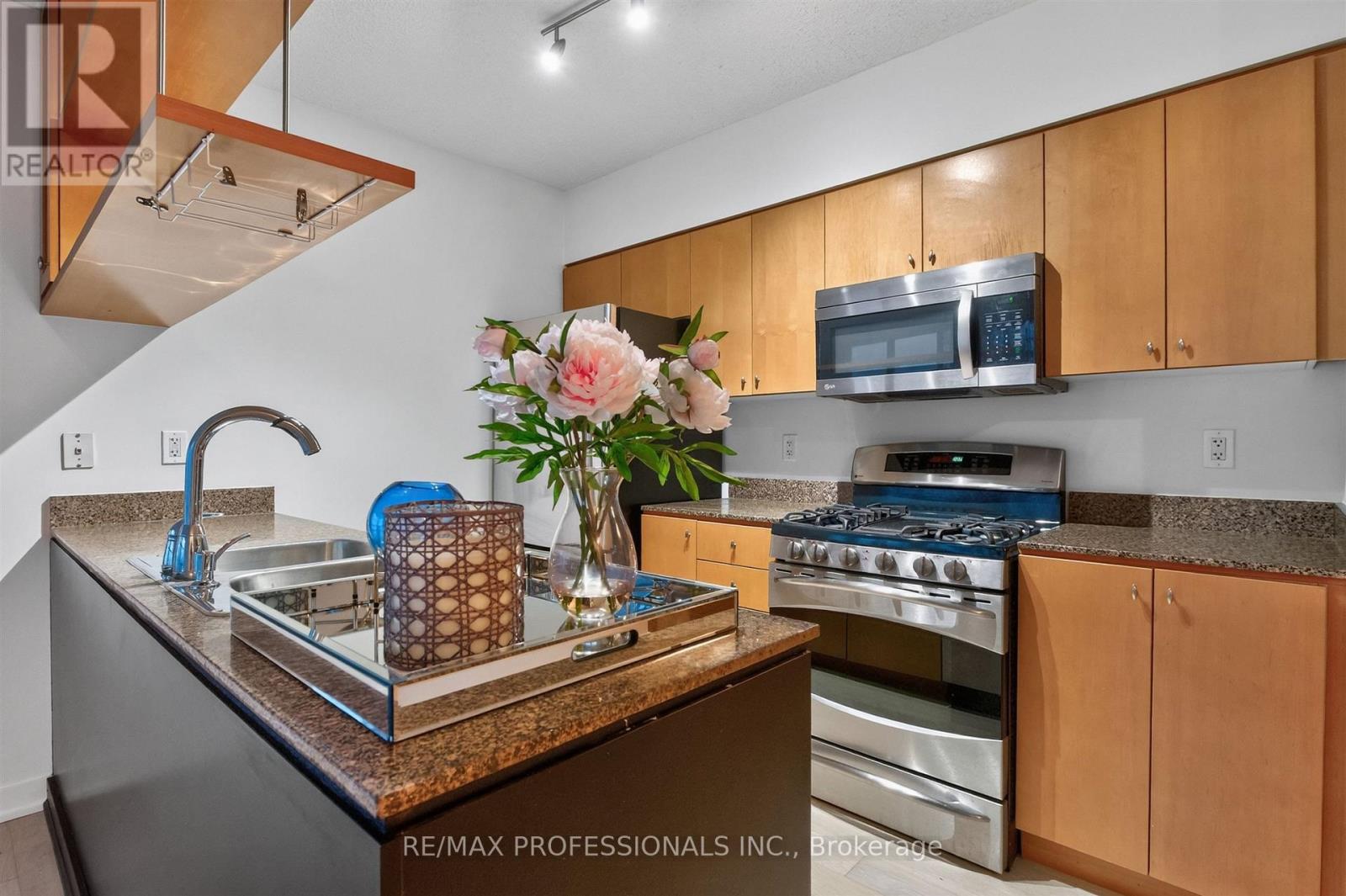 #3509 35 MARINER TERRACE - 7
