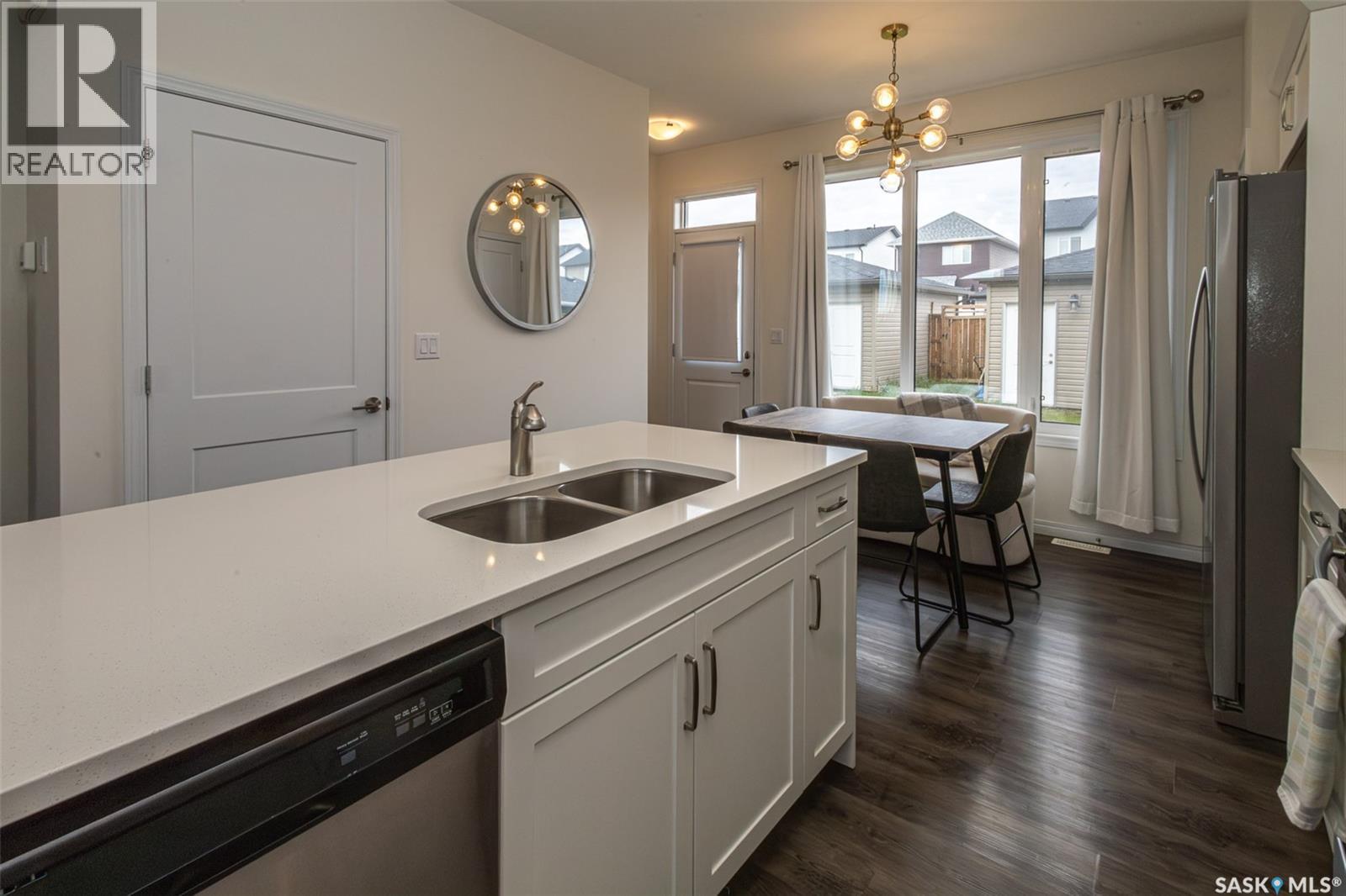361 Brighton BOULEVARD - 8
