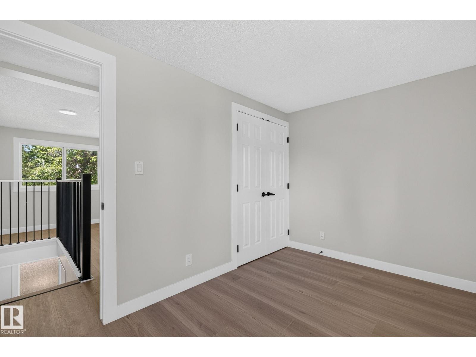 2 RIDGEWOOD - 34