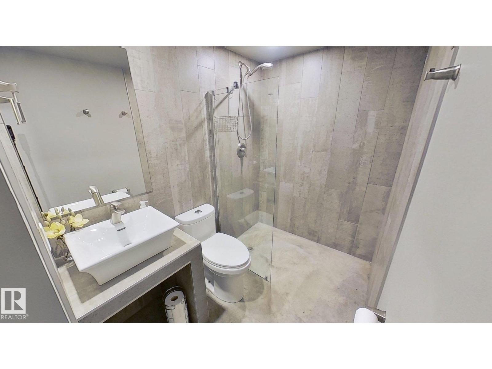 11313 127 ST NW - 32