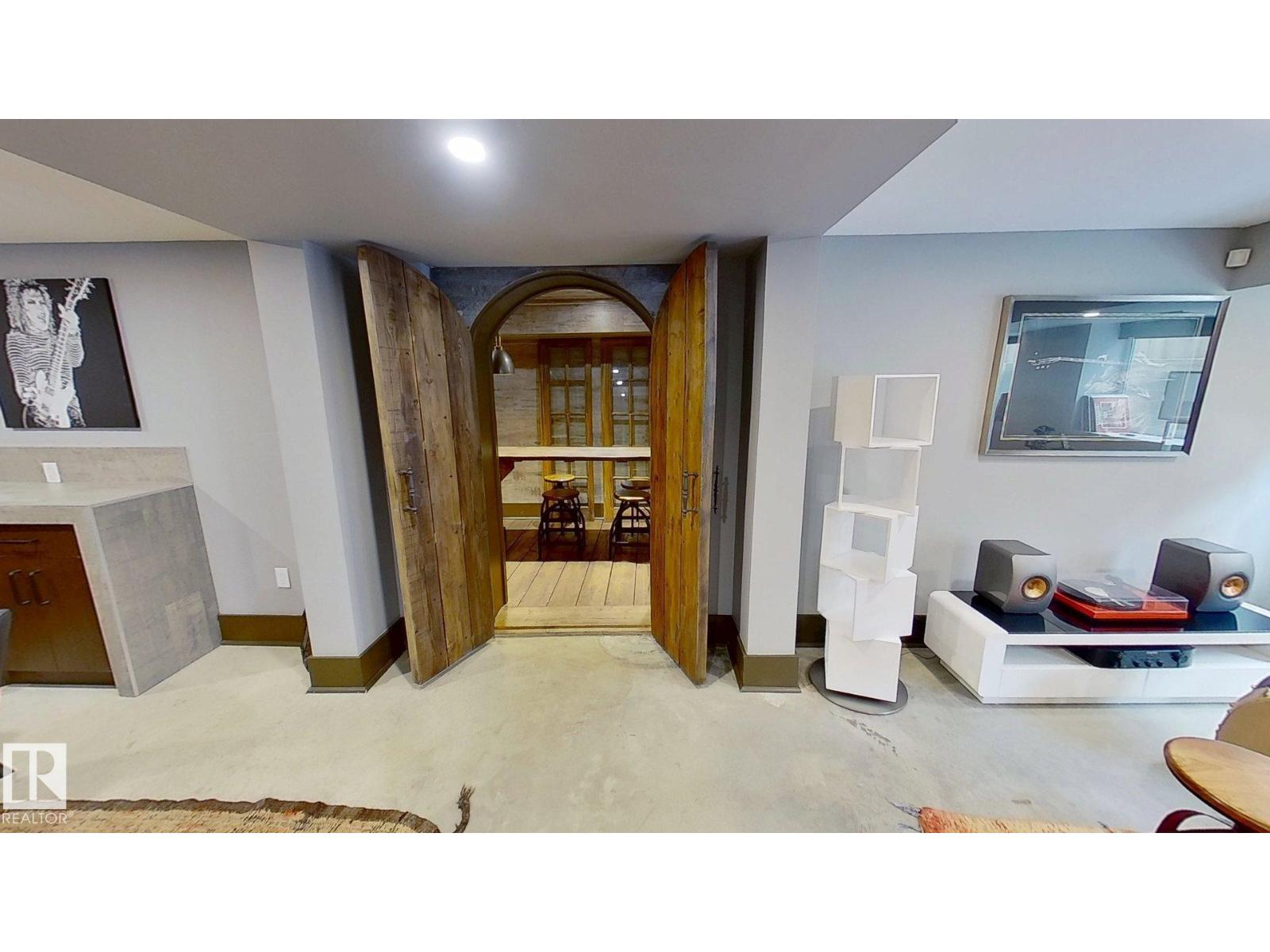 11313 127 ST NW - 29
