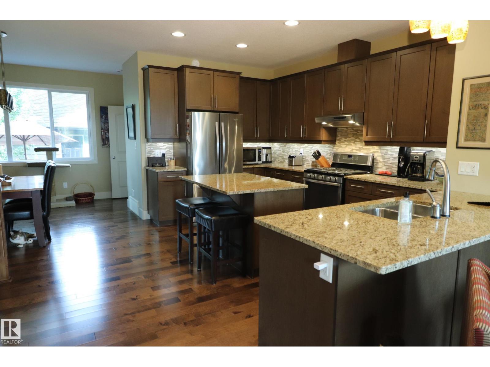 7492 MAY CM NW — photo 6