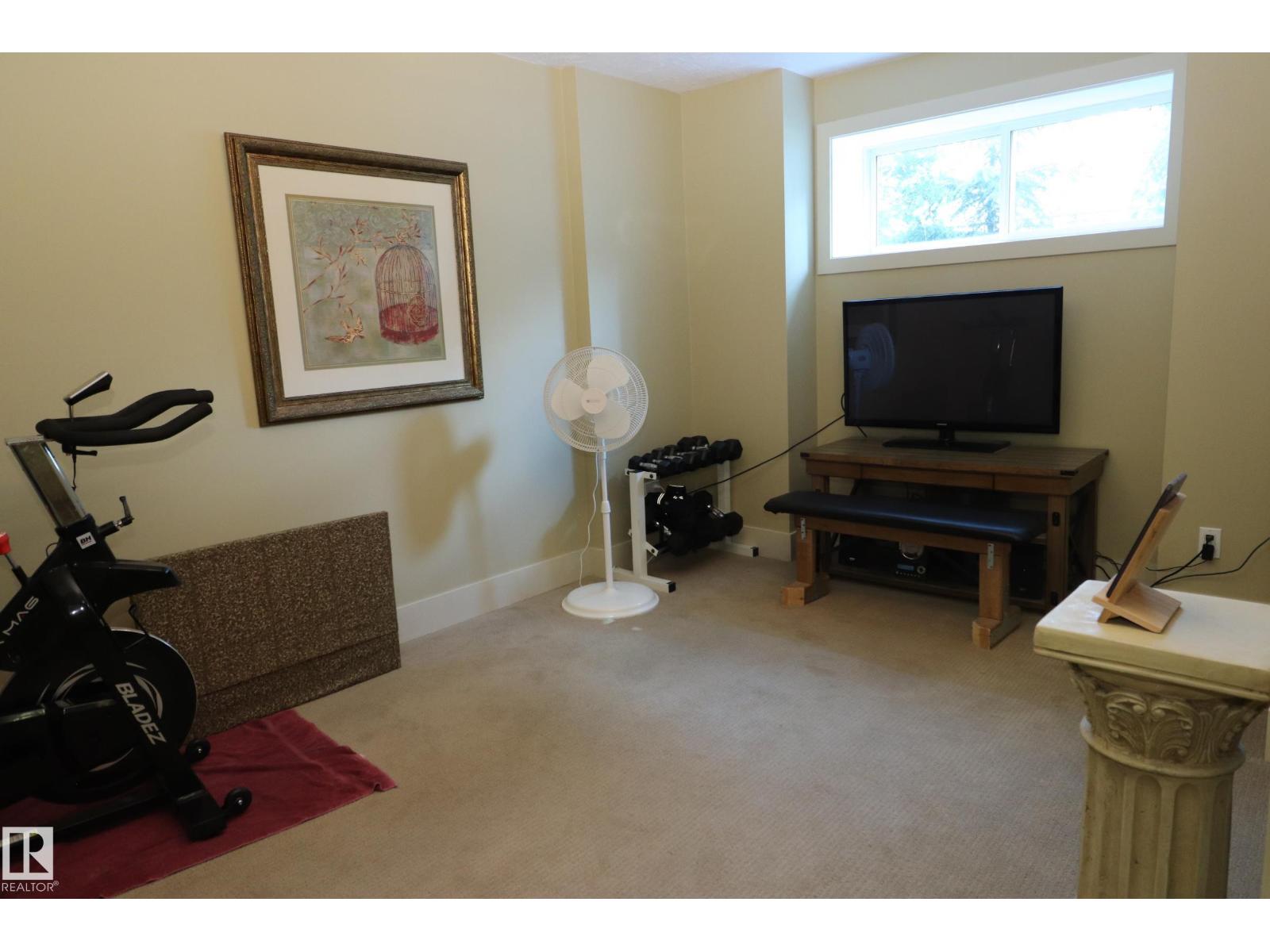 7492 MAY CM NW — photo 24