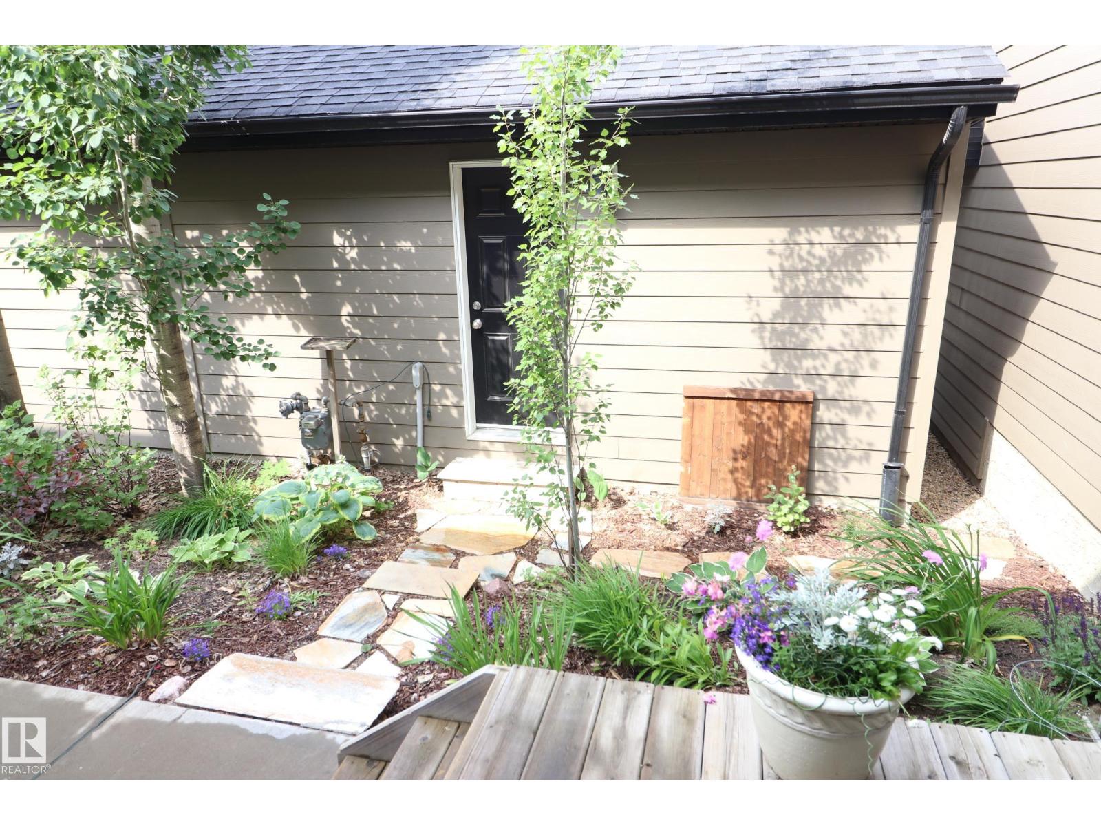 7492 MAY CM NW — photo 36