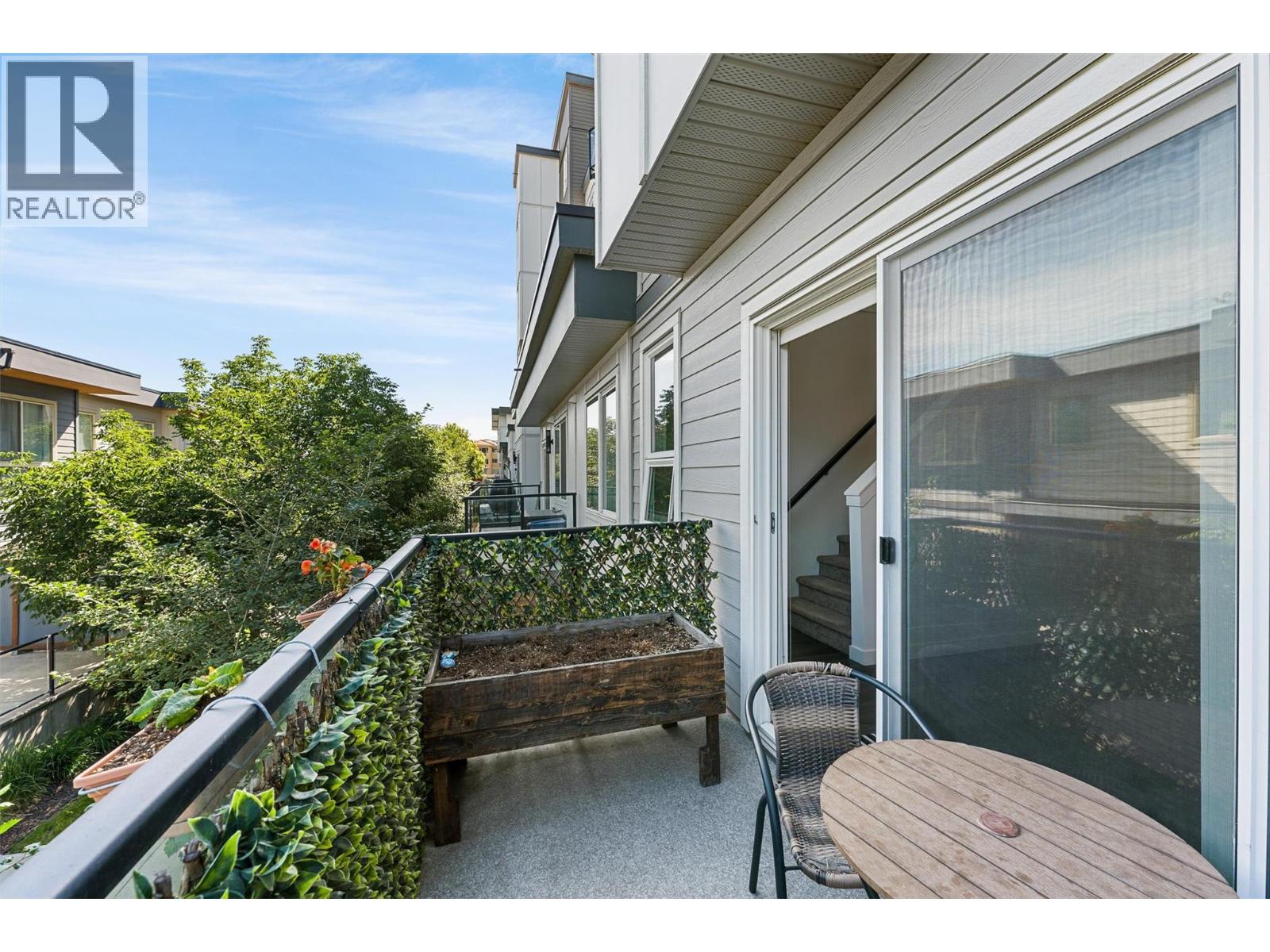 #103 3630 Mission Springs Drive - 17