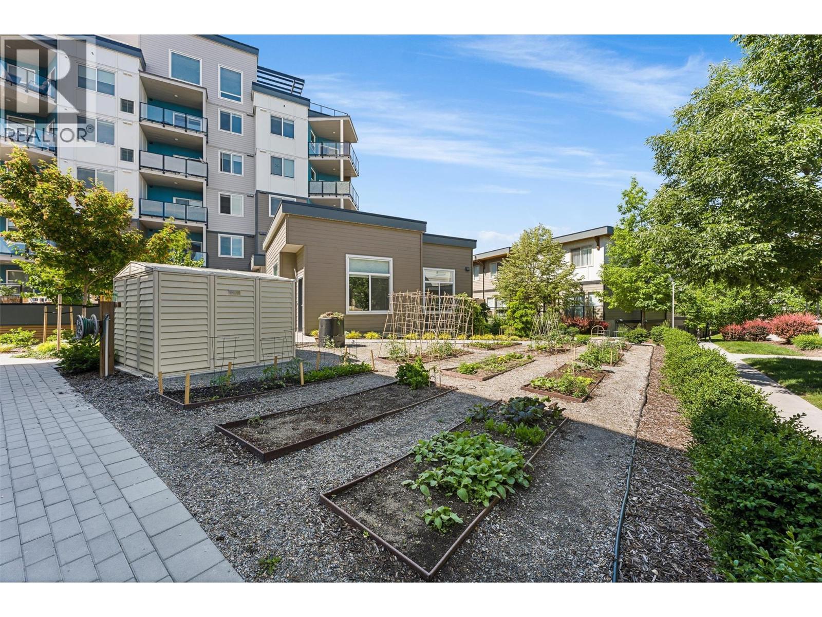 #103 3630 Mission Springs Drive - 28