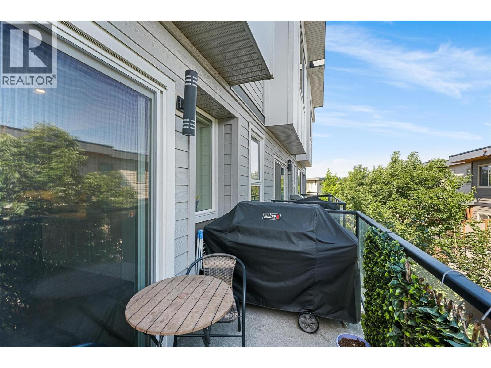 #103 3630 Mission Springs Drive - 18