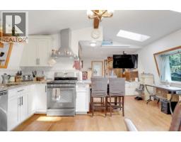 11428 207 Street, Maple Ridge, BC V2X1W8 Photo 12