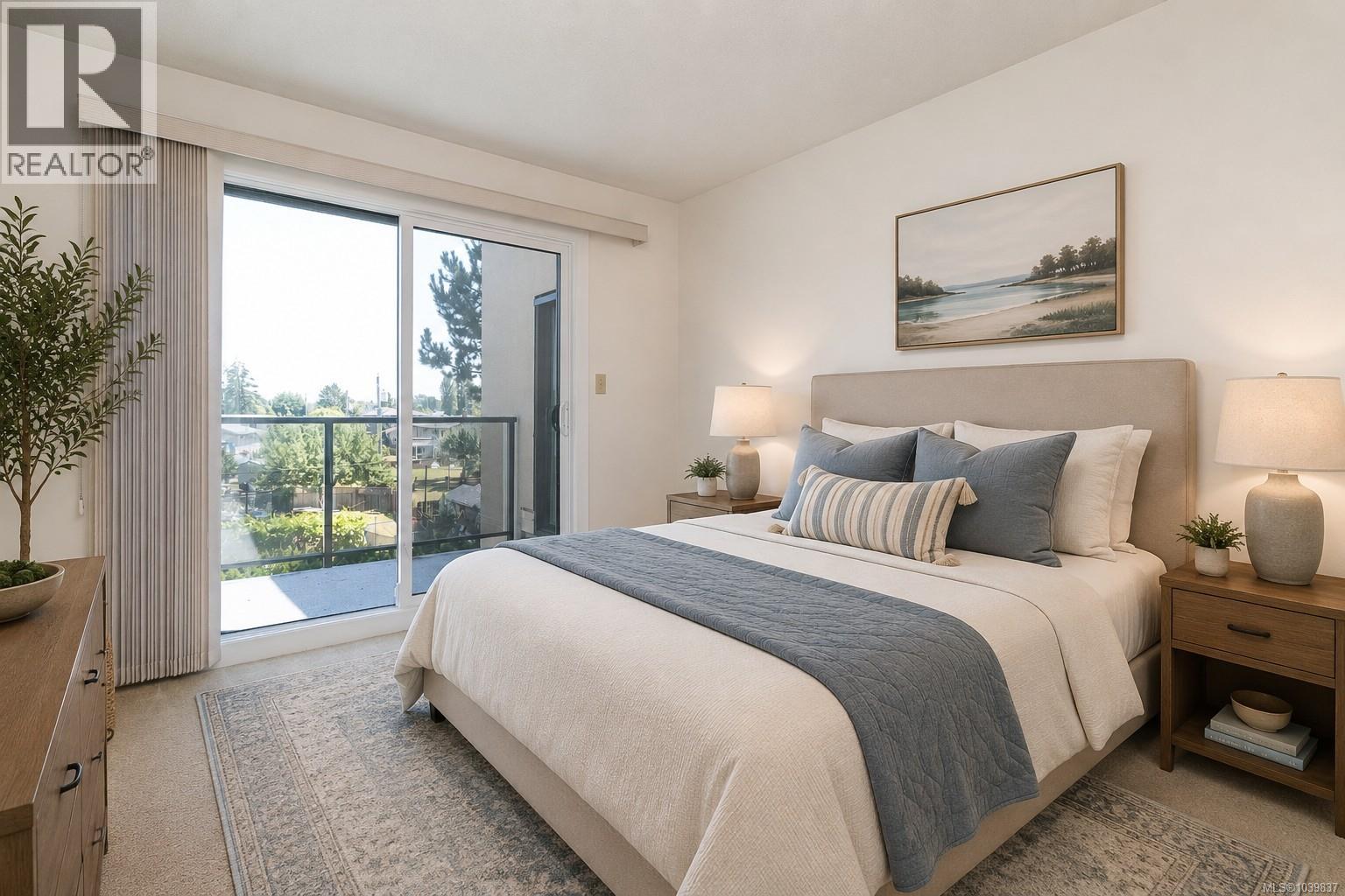 326 3969 Shelbourne St, Saanich