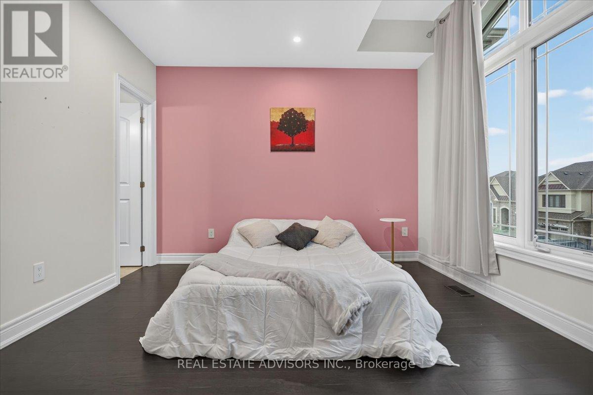 52 DAISY MEADOW CRESCENT - 27