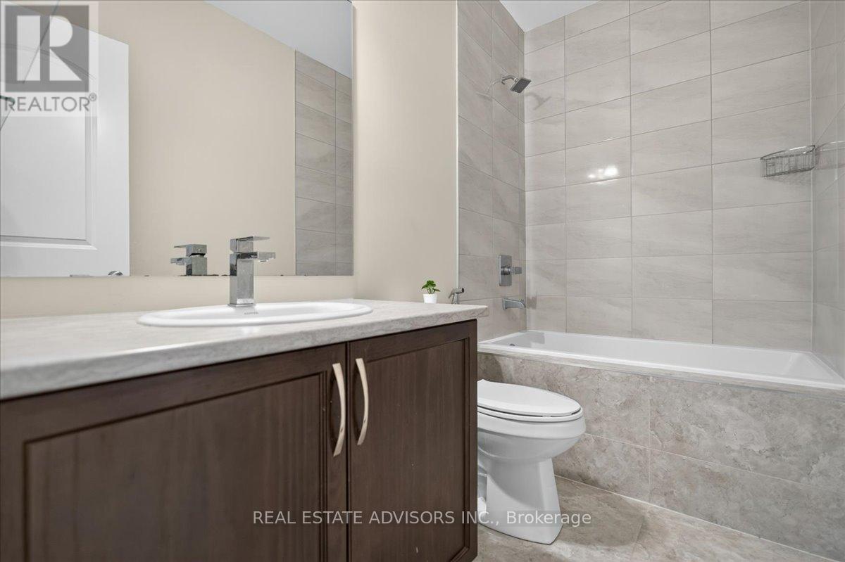 52 DAISY MEADOW CRESCENT - 28