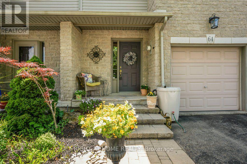 64 FOXBOROUGH DRIVE - 3