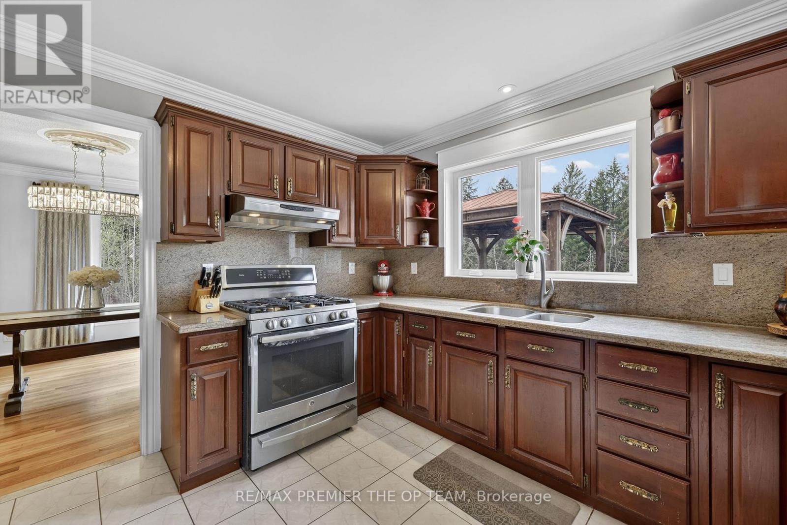 344207 15TH SIDE ROAD - 14