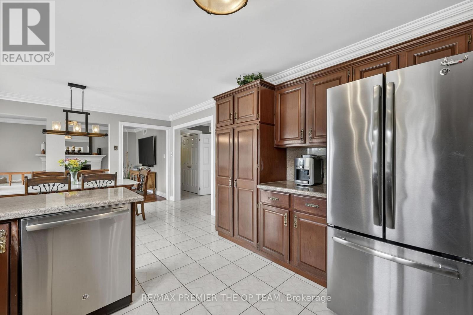 344207 15TH SIDE ROAD - 16