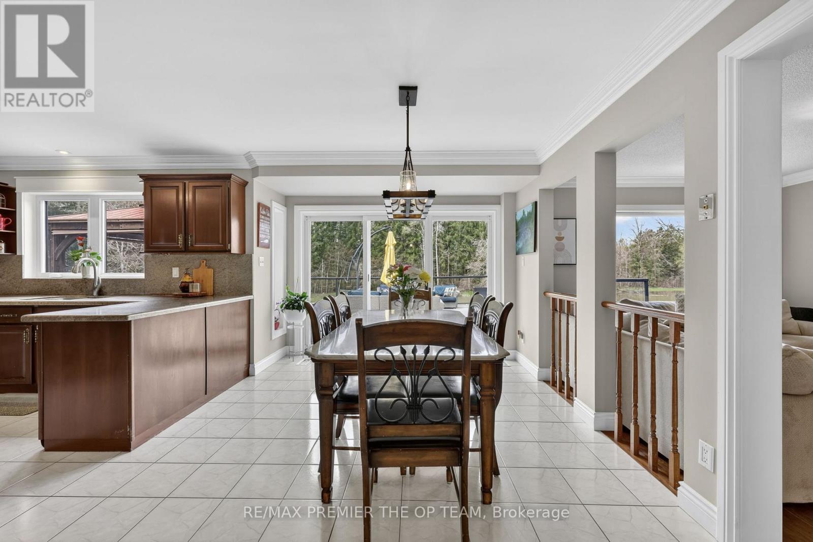 344207 15TH SIDE ROAD - 18
