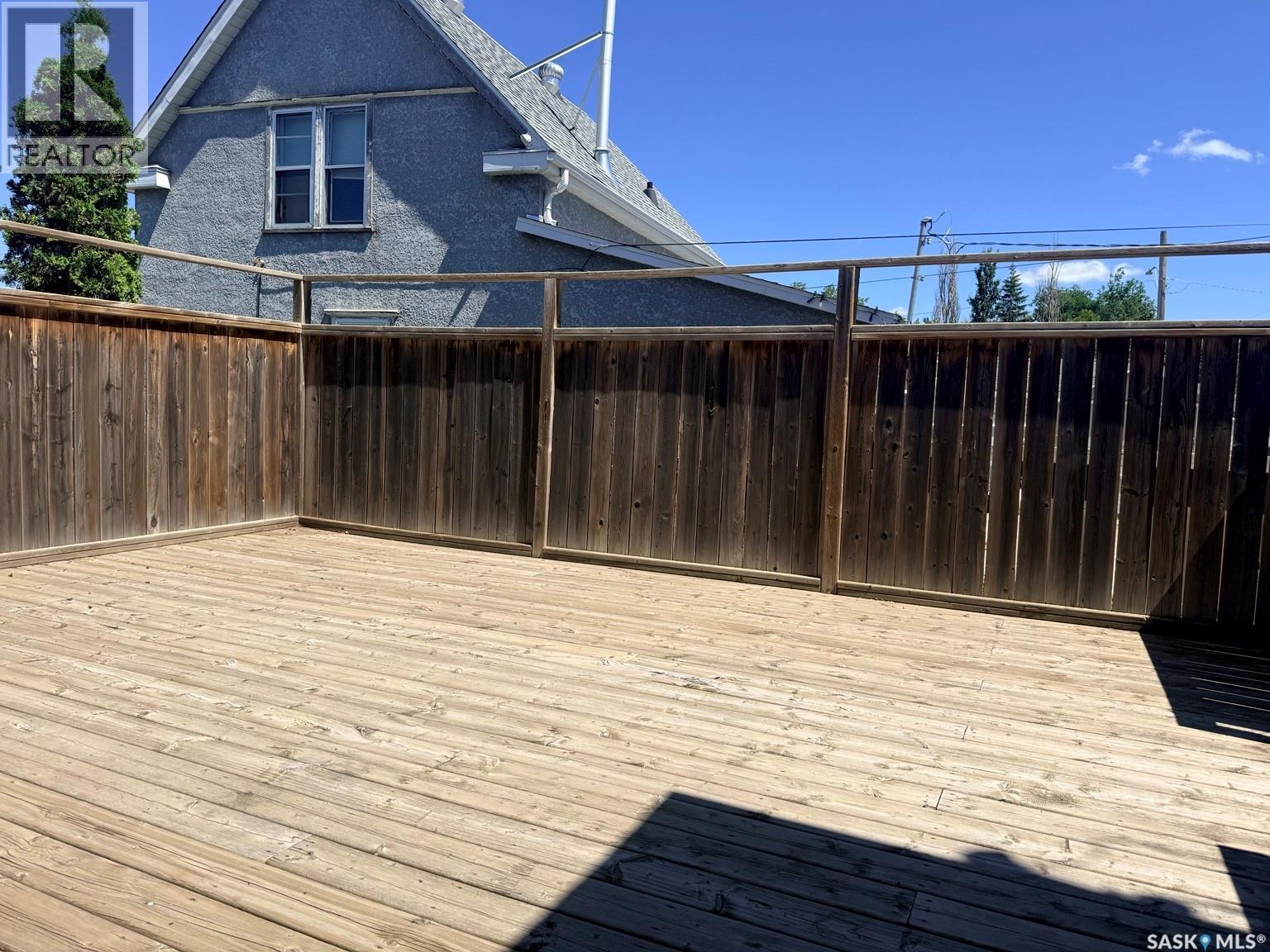 119 Home STREET W — photo 16