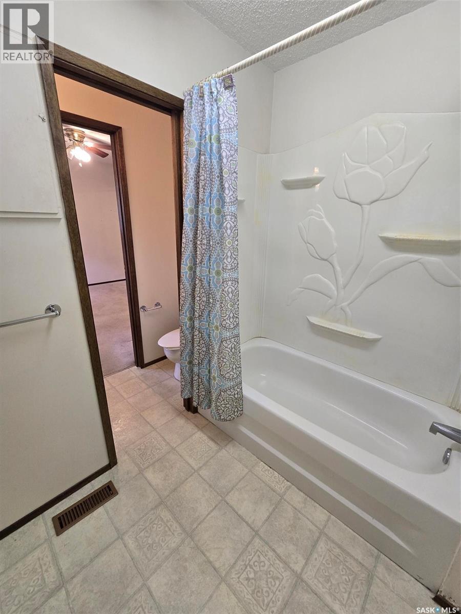 1118 Bell STREET - 43