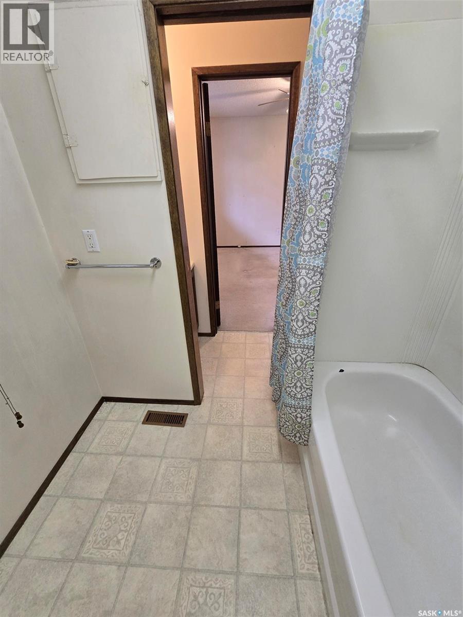 1118 Bell STREET - 44