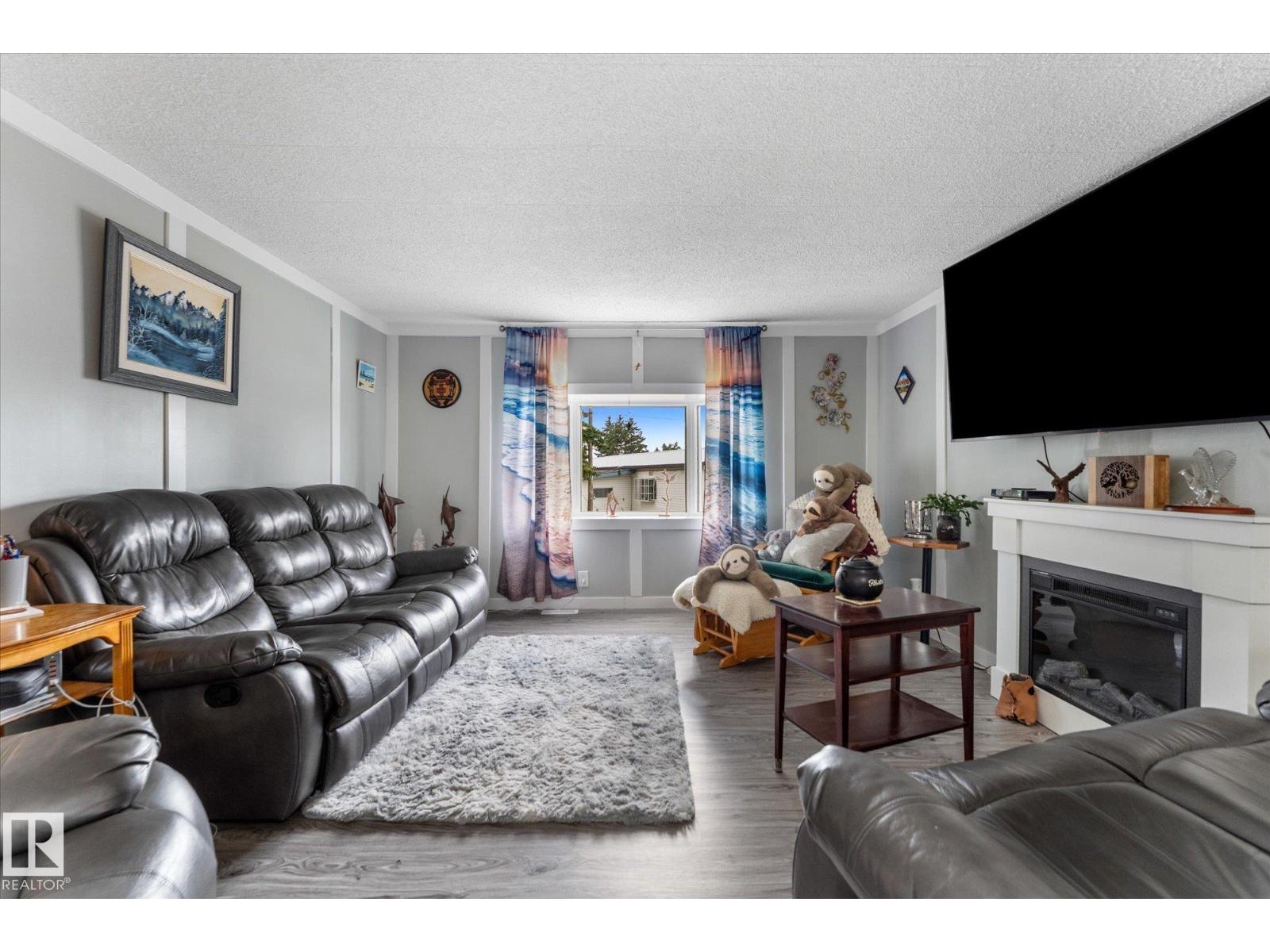#9 305 CALAHOO RD - 21