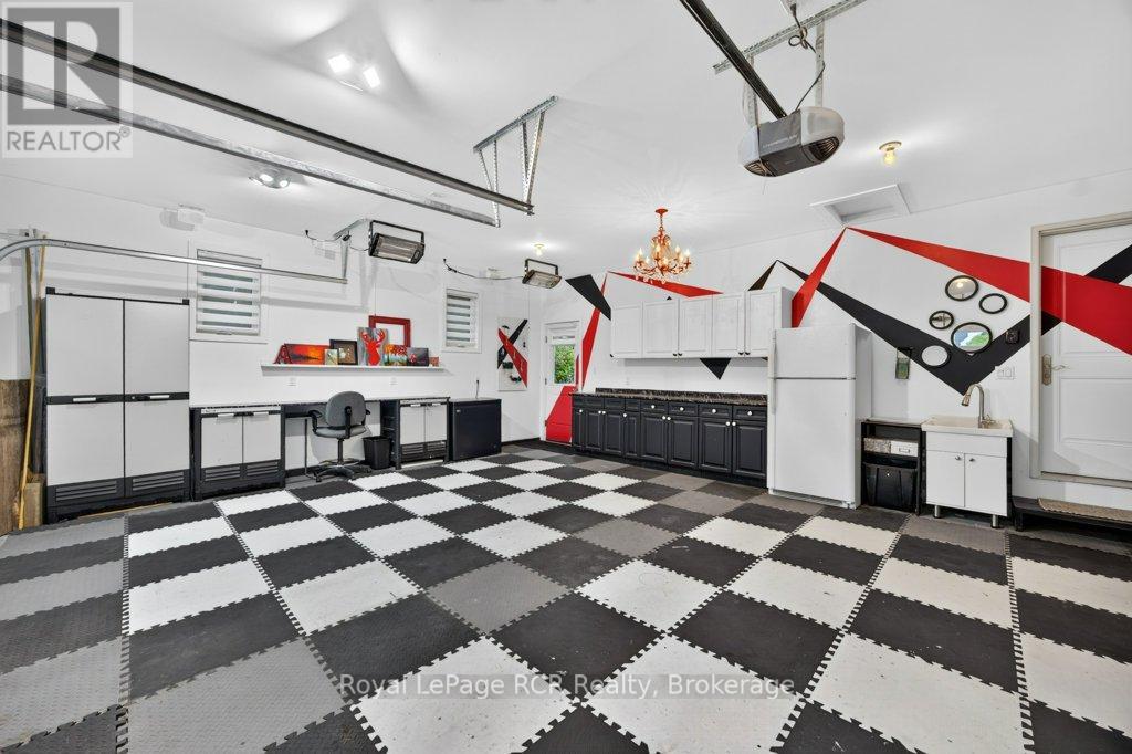 137 383 MCNABB STREET - 26