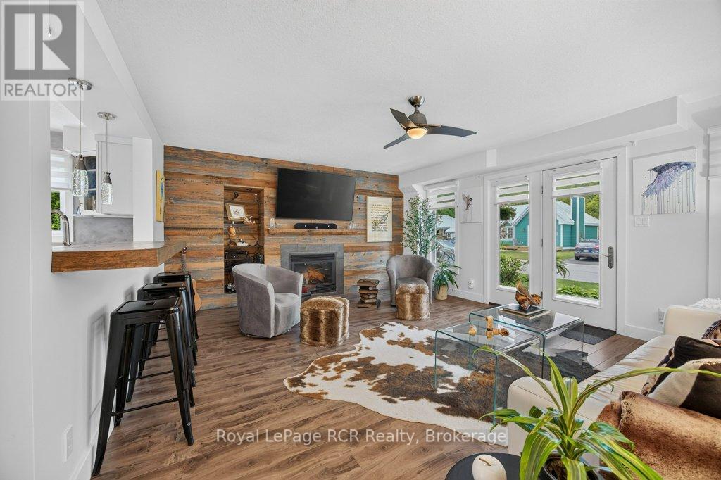 137 383 MCNABB STREET - 7