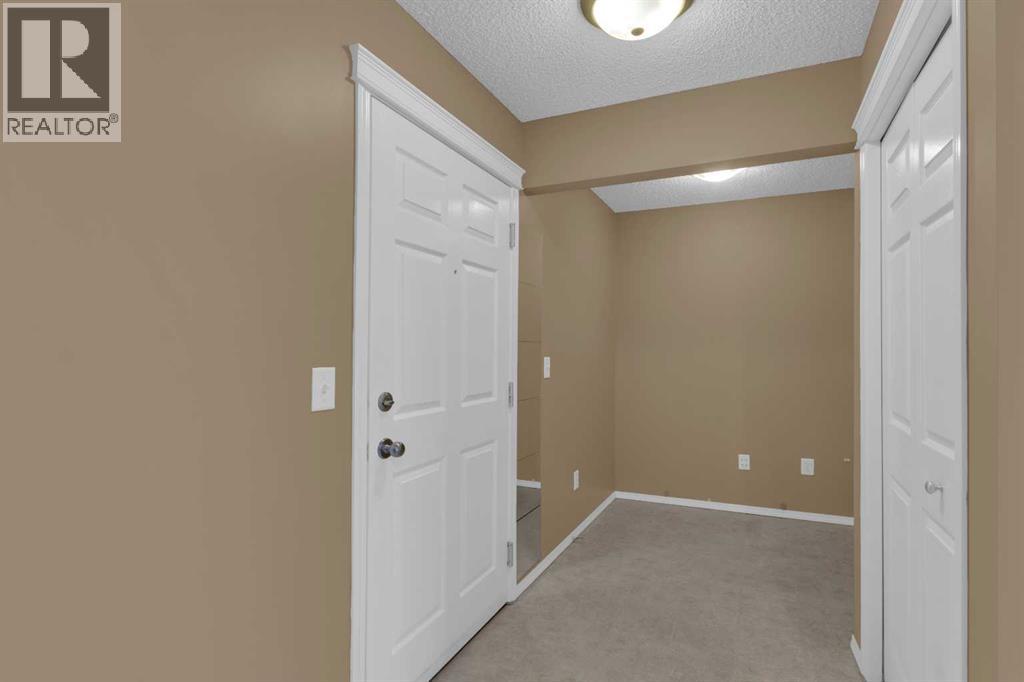 #6213 70 Panamount Drive NW - 4