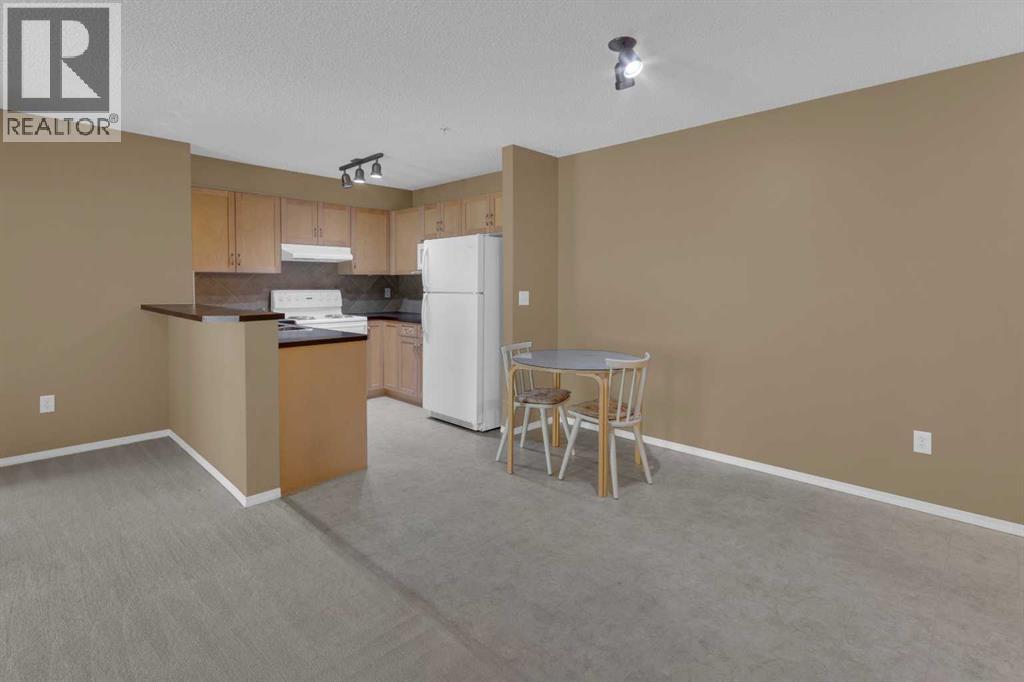 #6213 70 Panamount Drive NW - 11