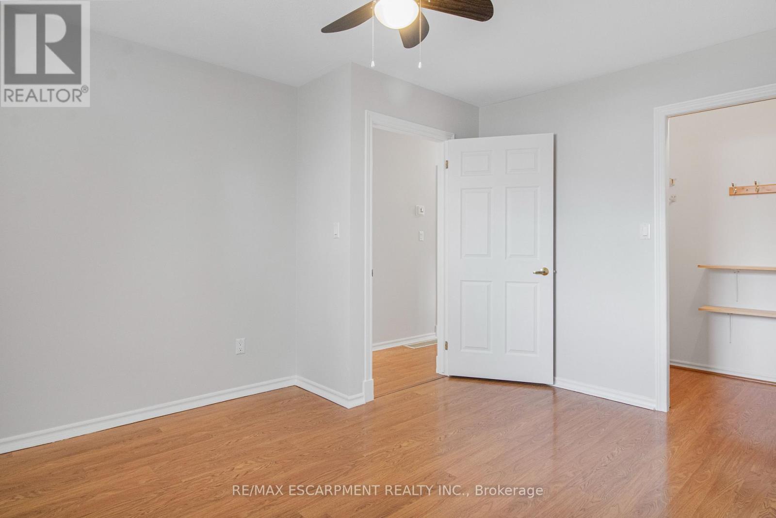 #19 229 LYNDEN ROAD - 29