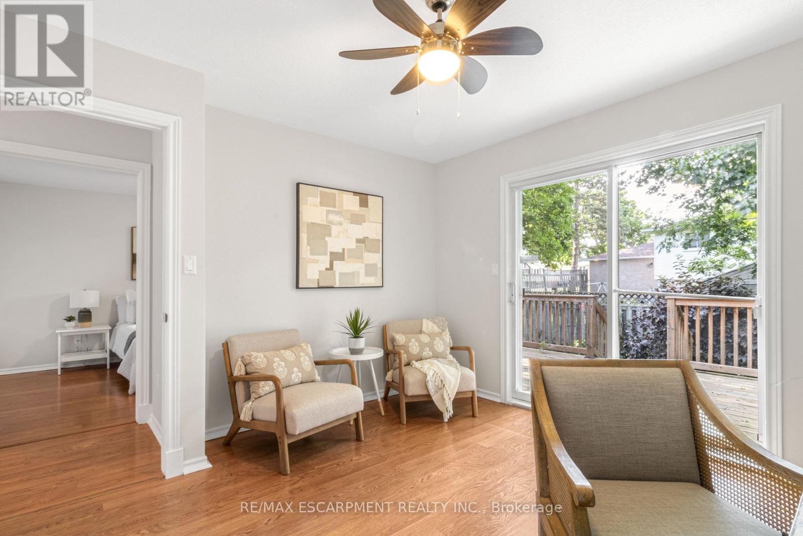 #19 229 LYNDEN ROAD - 24