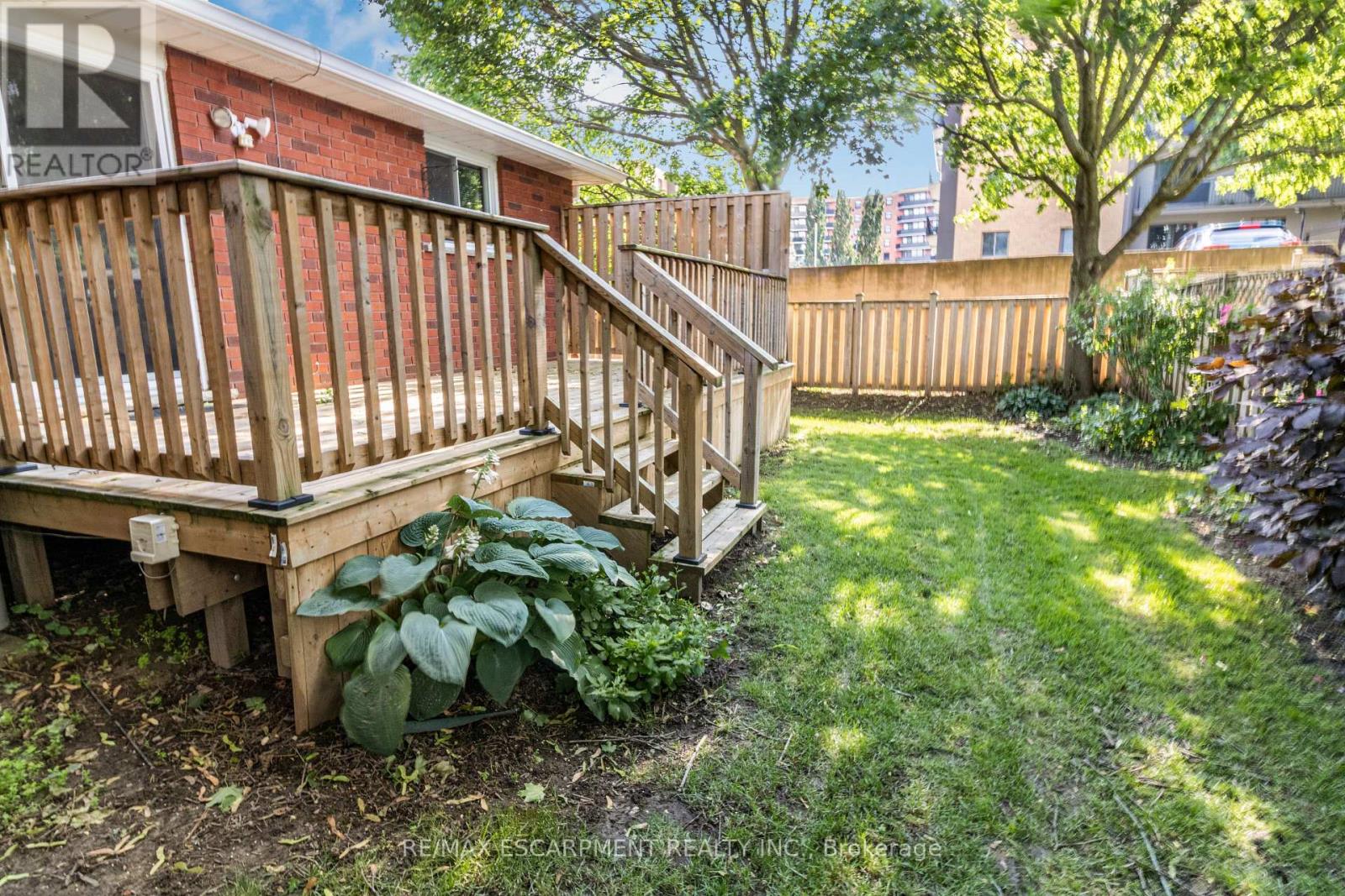 #19 229 LYNDEN ROAD - 40