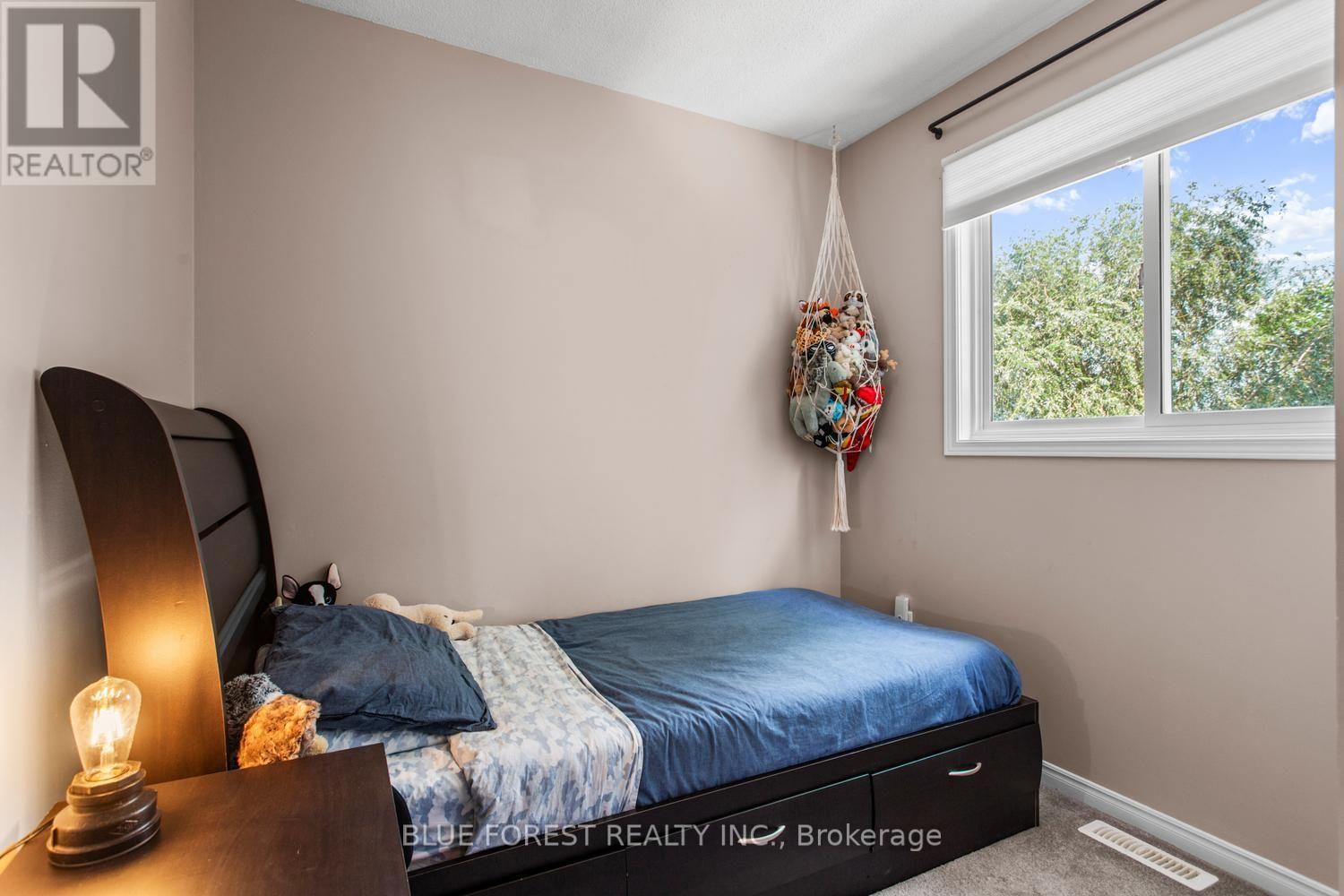 51 HICKORY BOULEVARD W - 21