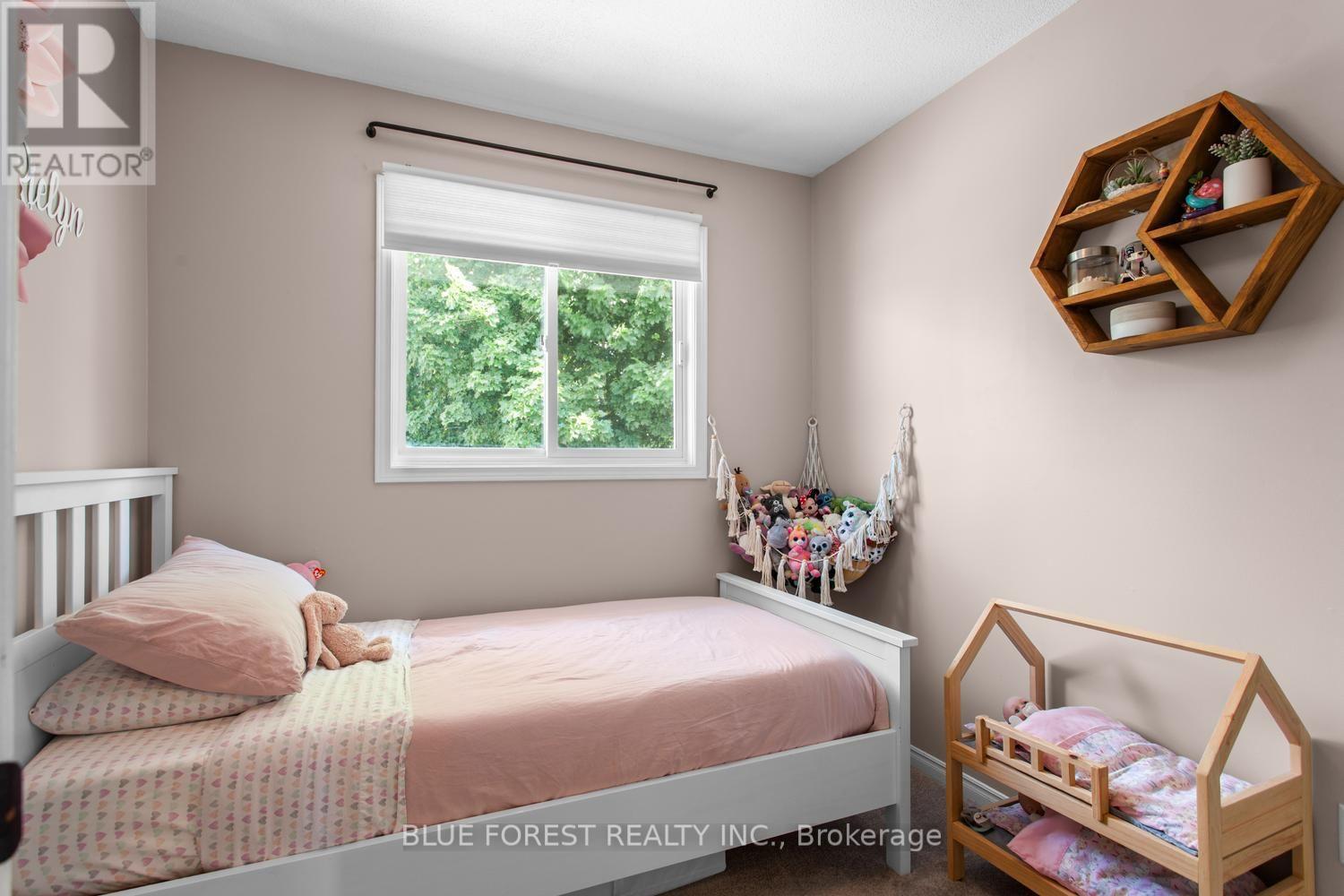 51 HICKORY BOULEVARD W - 23