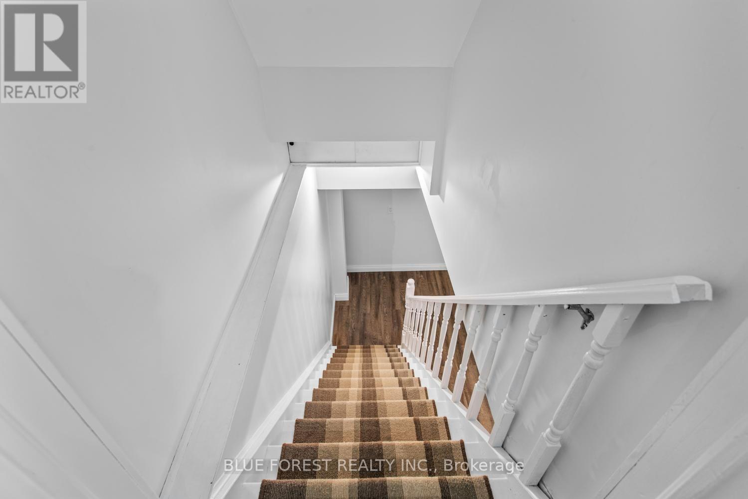 51 HICKORY BOULEVARD W - 26