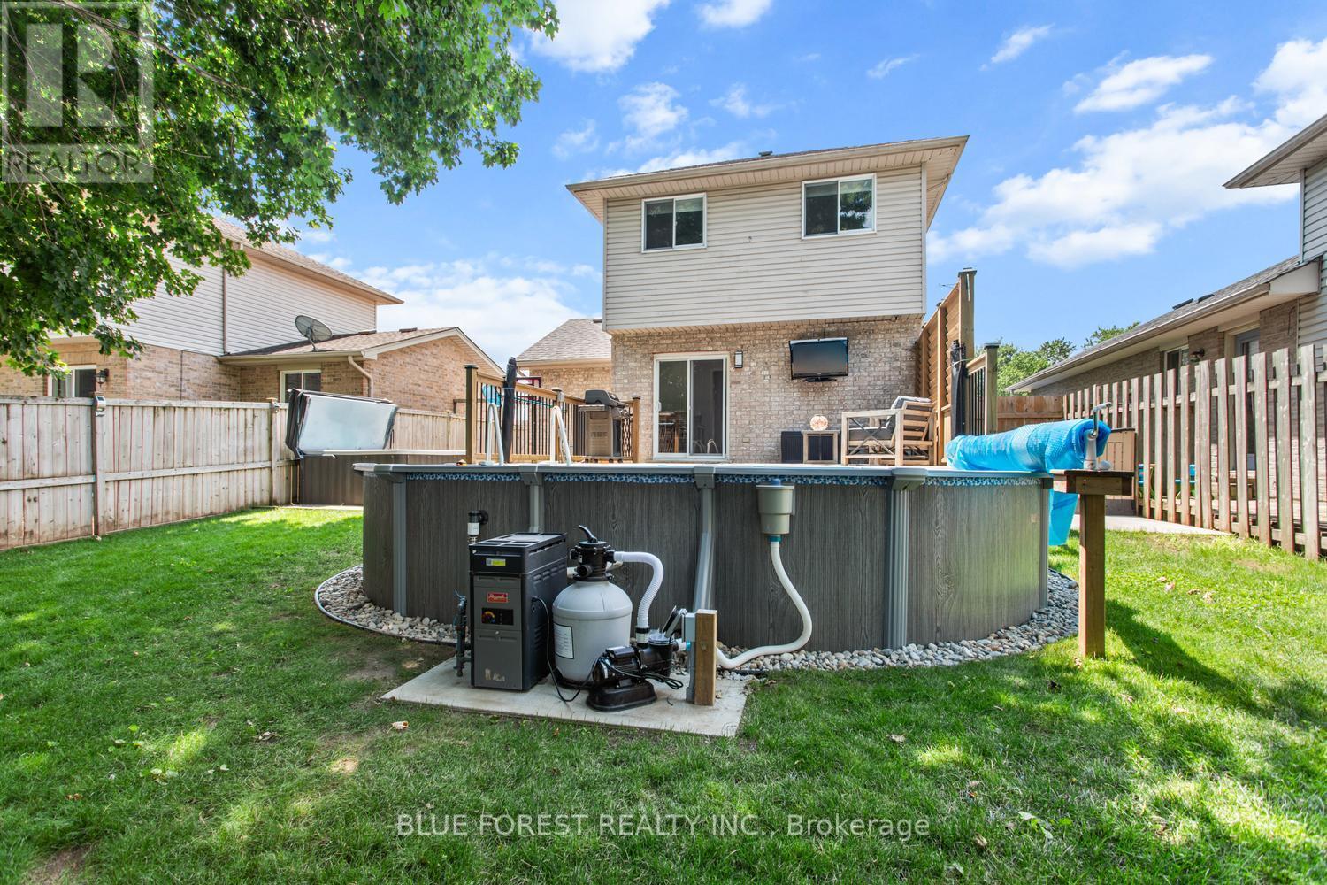 51 HICKORY BOULEVARD W - 44