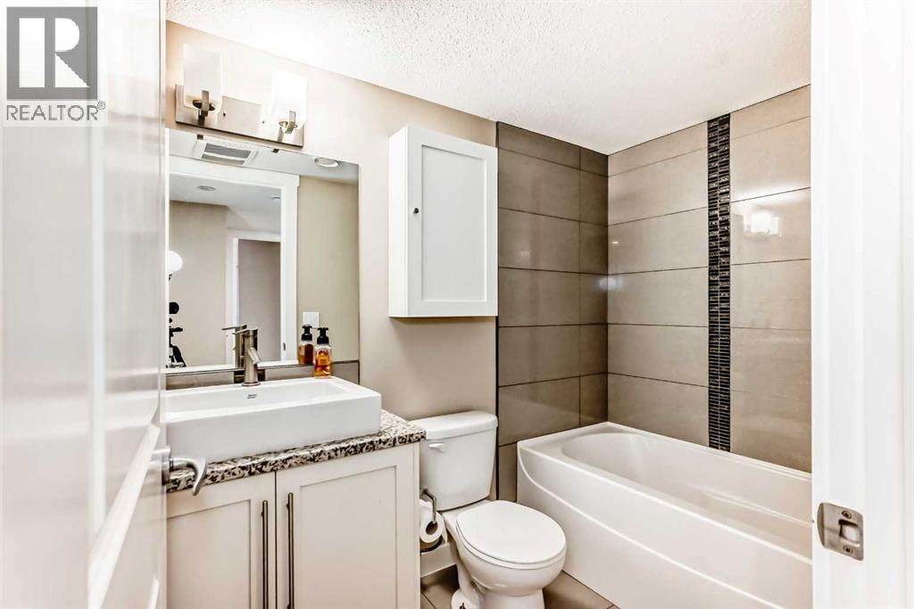 320 Rainbow Falls Green - 41