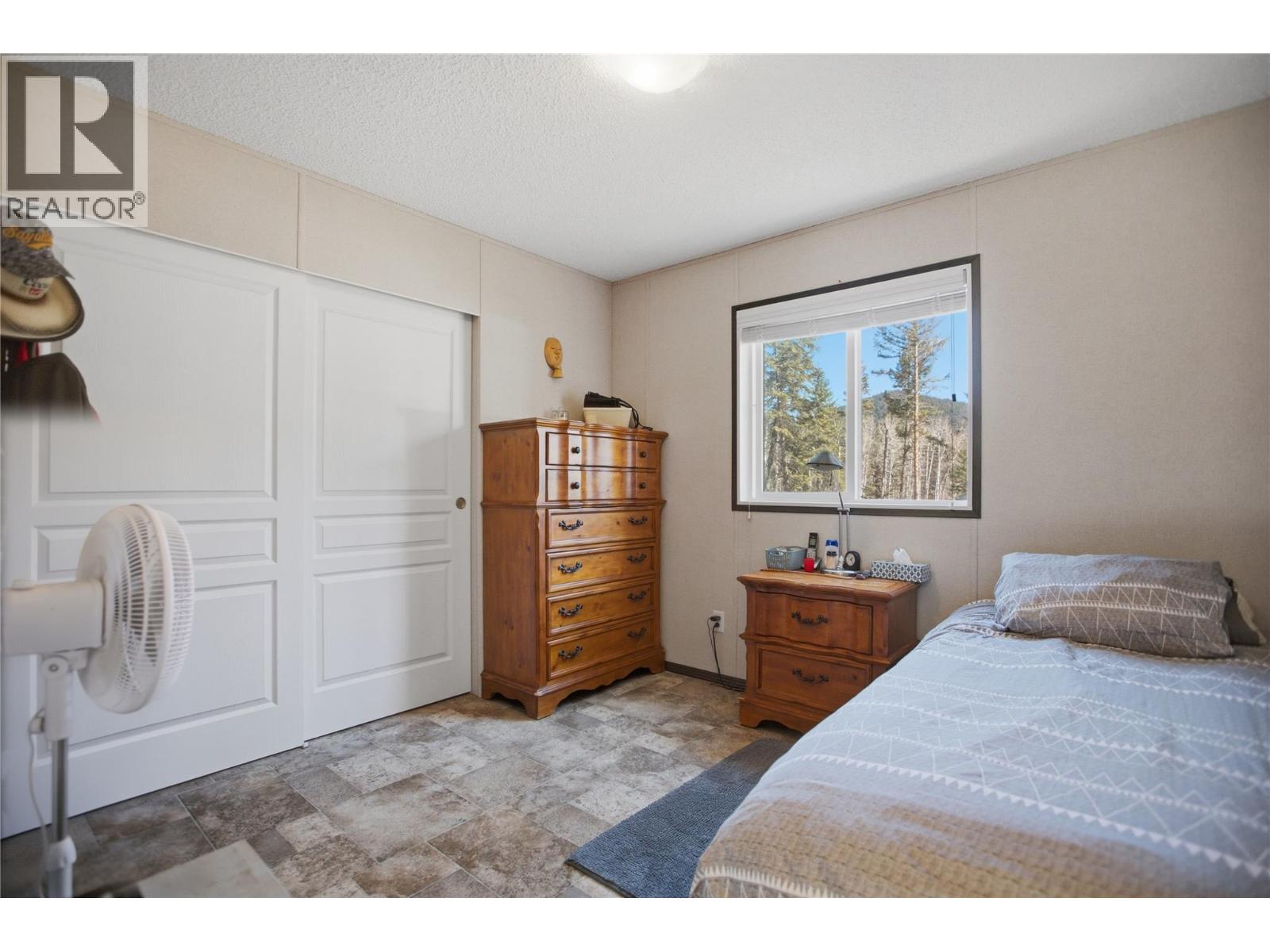 2263 Ojibway Road - 17