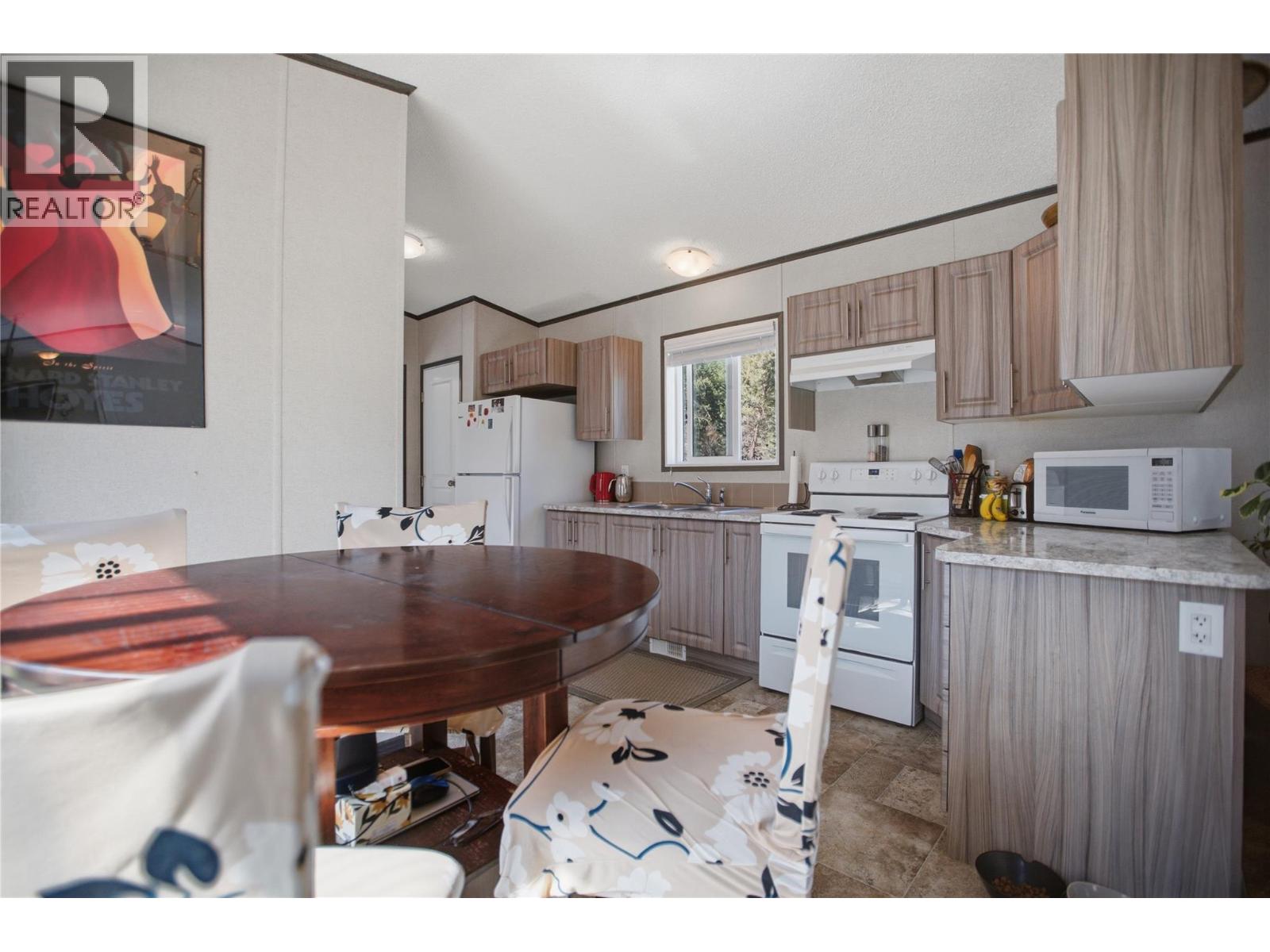 2263 Ojibway Road - 13