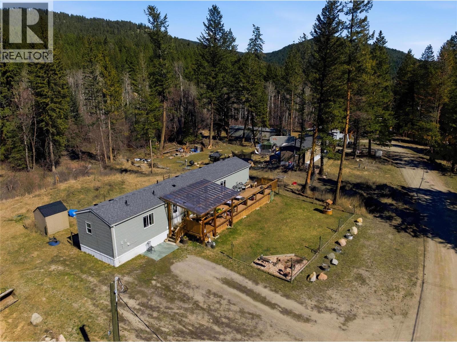 2263 Ojibway Road - 31