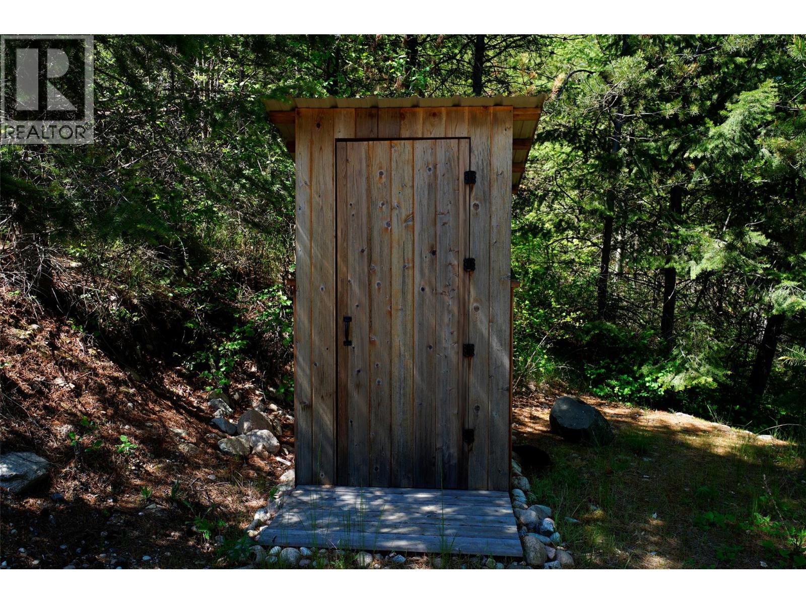 Lot 12 Lower Arrow Lake Road - Image 31