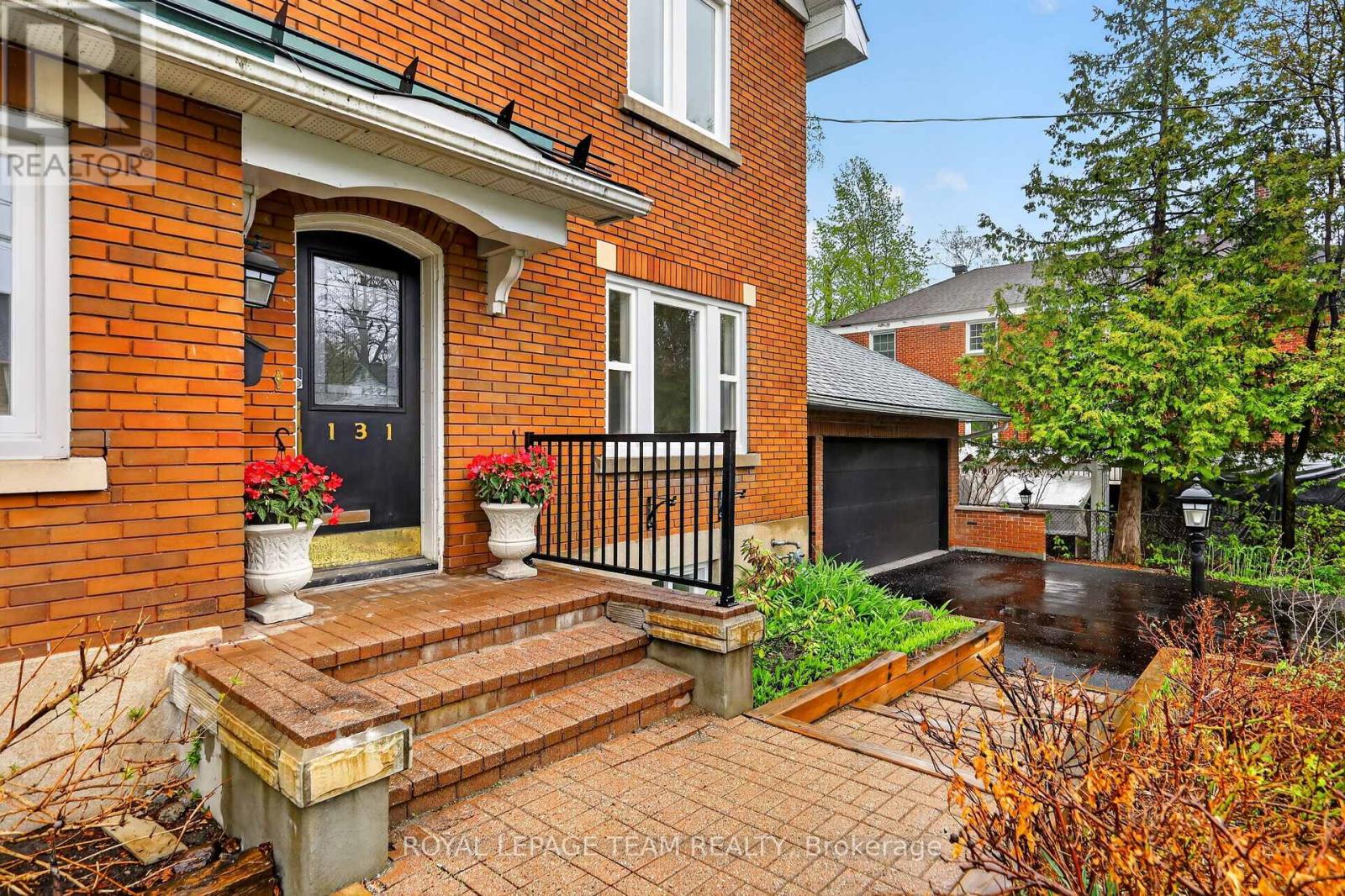 131 ACACIA AVENUE - 2