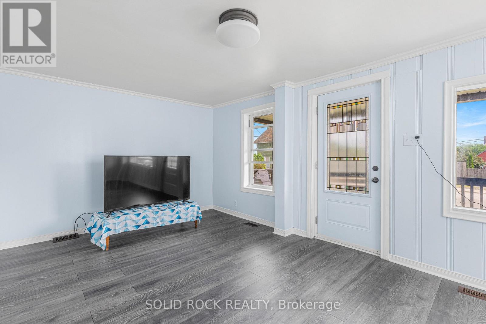 3022 JOHN STREET - 21
