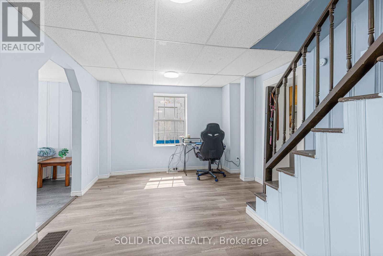 3022 JOHN STREET - 23