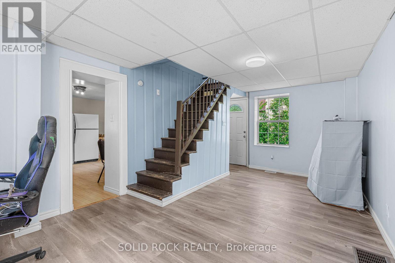 3022 JOHN STREET - 24