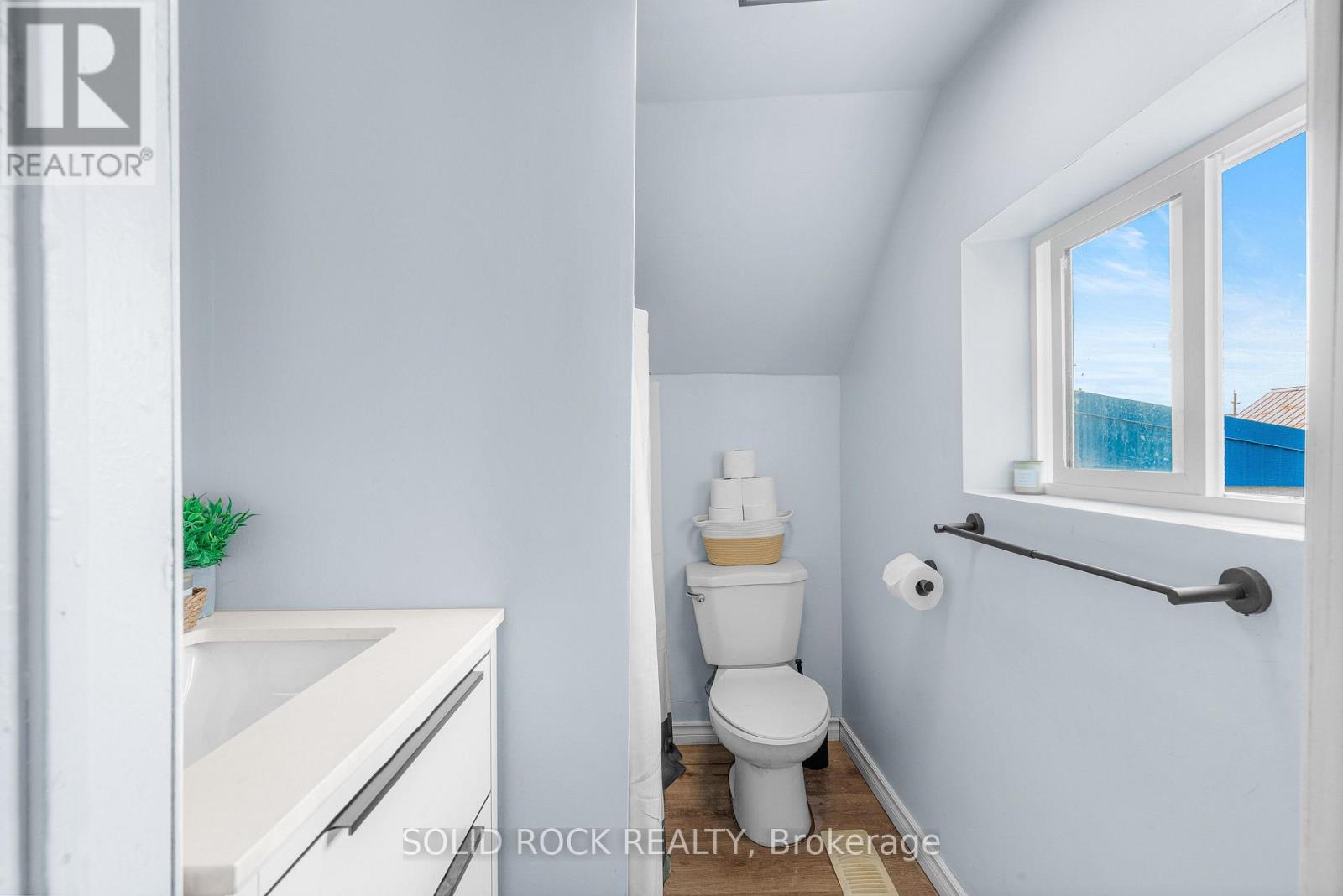 3022 JOHN STREET - 30
