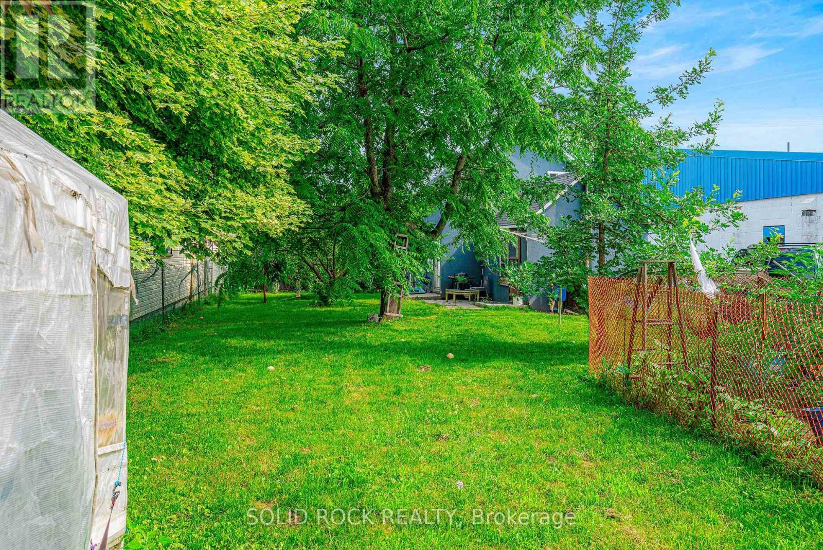 3022 JOHN STREET - 5