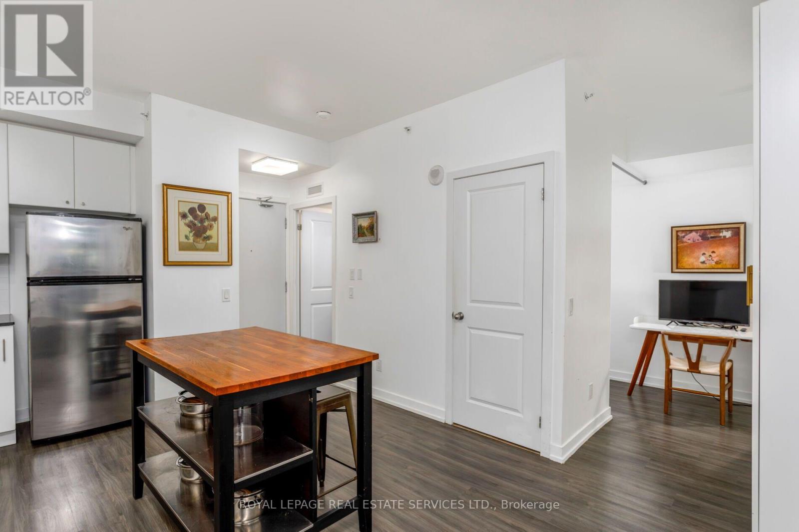 #414 8 FIELDWAY ROAD - 12